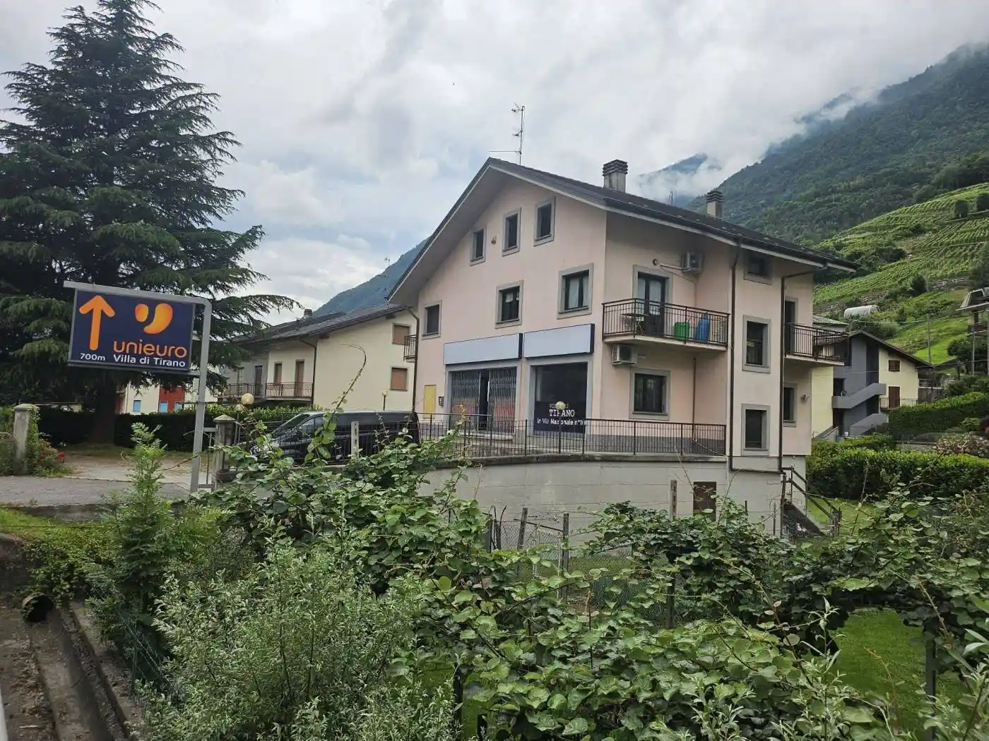 Palazzo - Edificio in vendita a Villa di Tirano