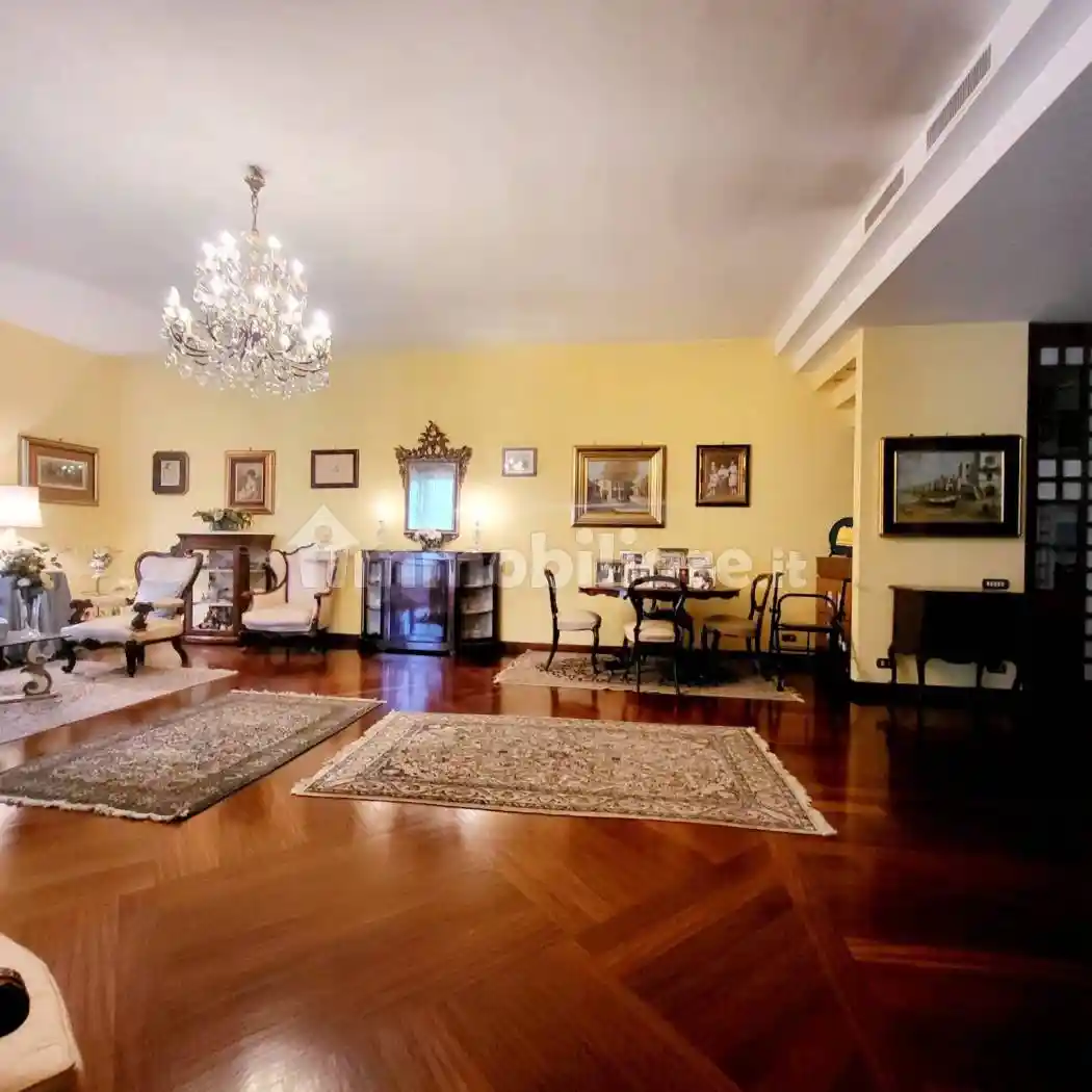 Appartamento via Tuoro Cappuccini, A. Annarumma, A. Gasperi, F. Tedesco, Avellino - foto 4