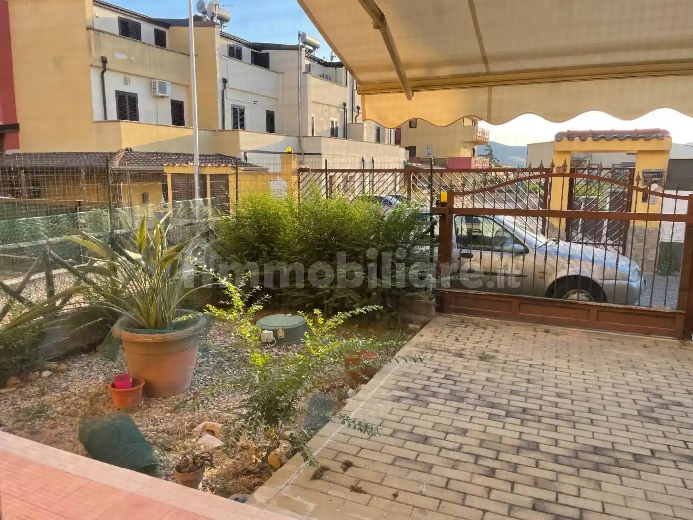 Villa a schiera via Corsica, Tufolo, Farina, Crotone - foto 2