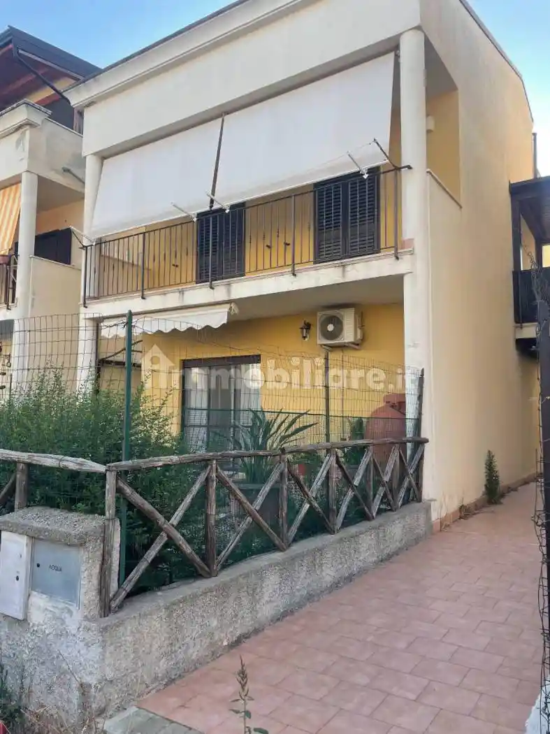 Villa a schiera via Corsica, Tufolo, Farina, Crotone - foto 4