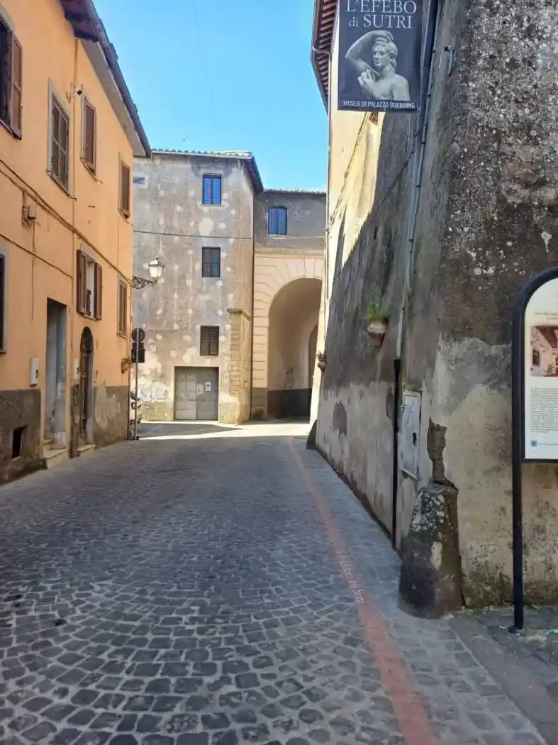 Casa indipendente in vendita a Sutri