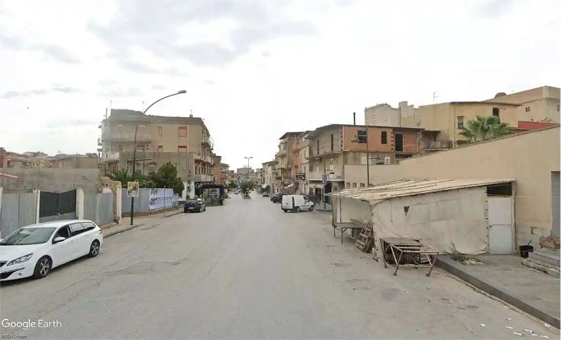 Trilocale ottimo stato, piano terra, Favara - foto 3