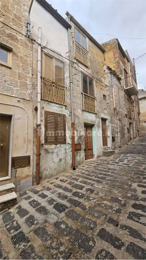 Casa indipendente in vendita a Acquaviva Platani