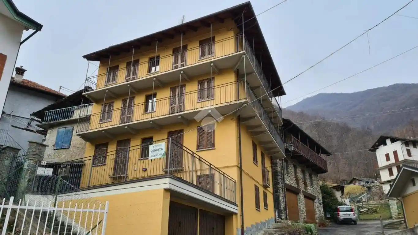 Appartamento in vendita a Mezzenile