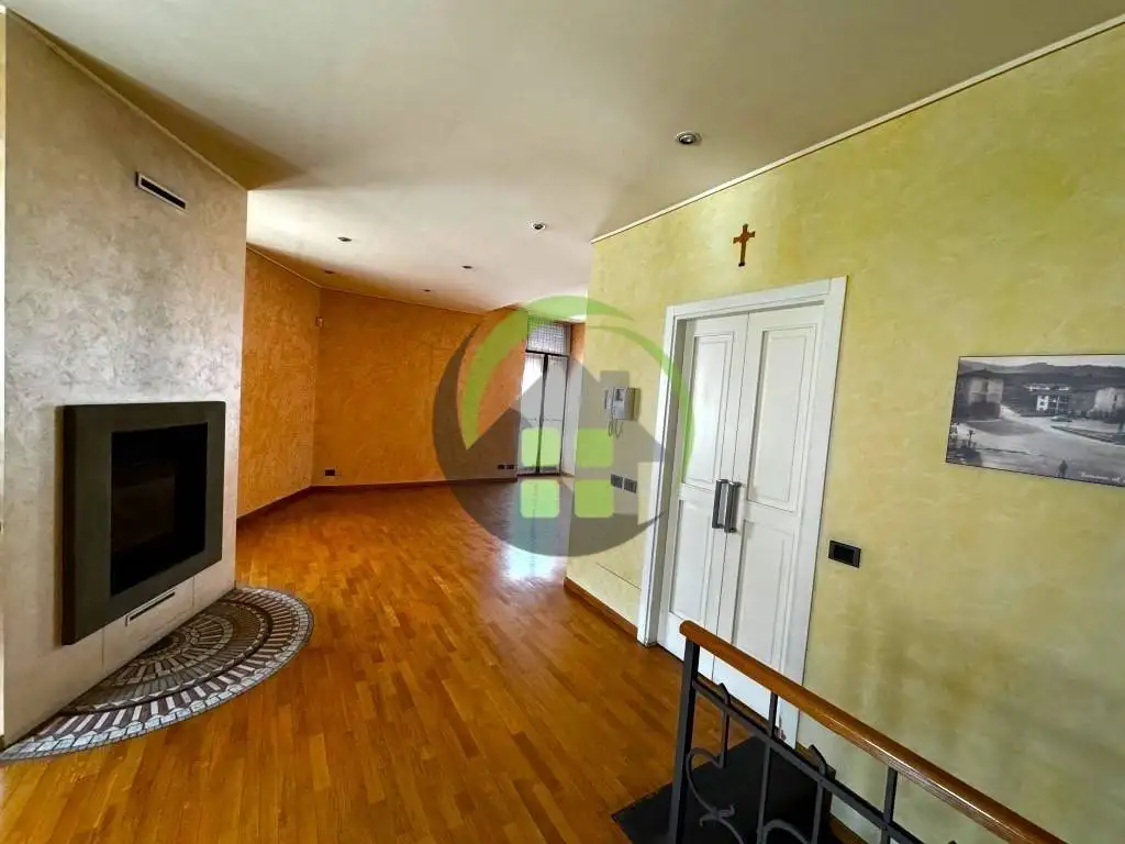 Appartamento in vendita a Fiorano al Serio