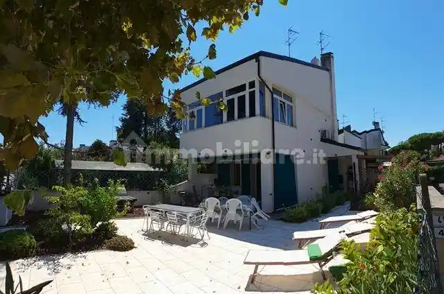 Villa in vendita a Comacchio