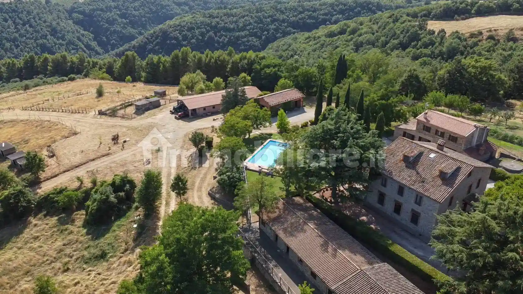 Rustico - Casale in vendita a Ficulle