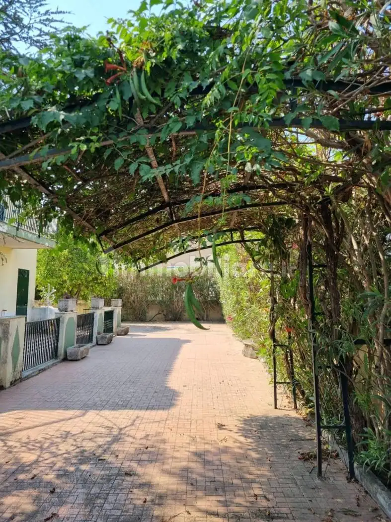 Villa in affitto a Capaccio Paestum