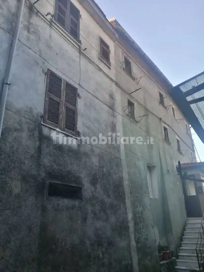 Casa indipendente in vendita a Fivizzano