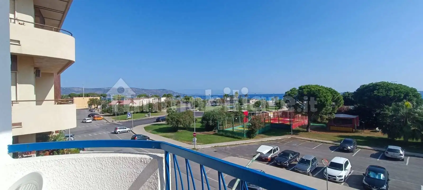 Appartamento in affitto a Soverato