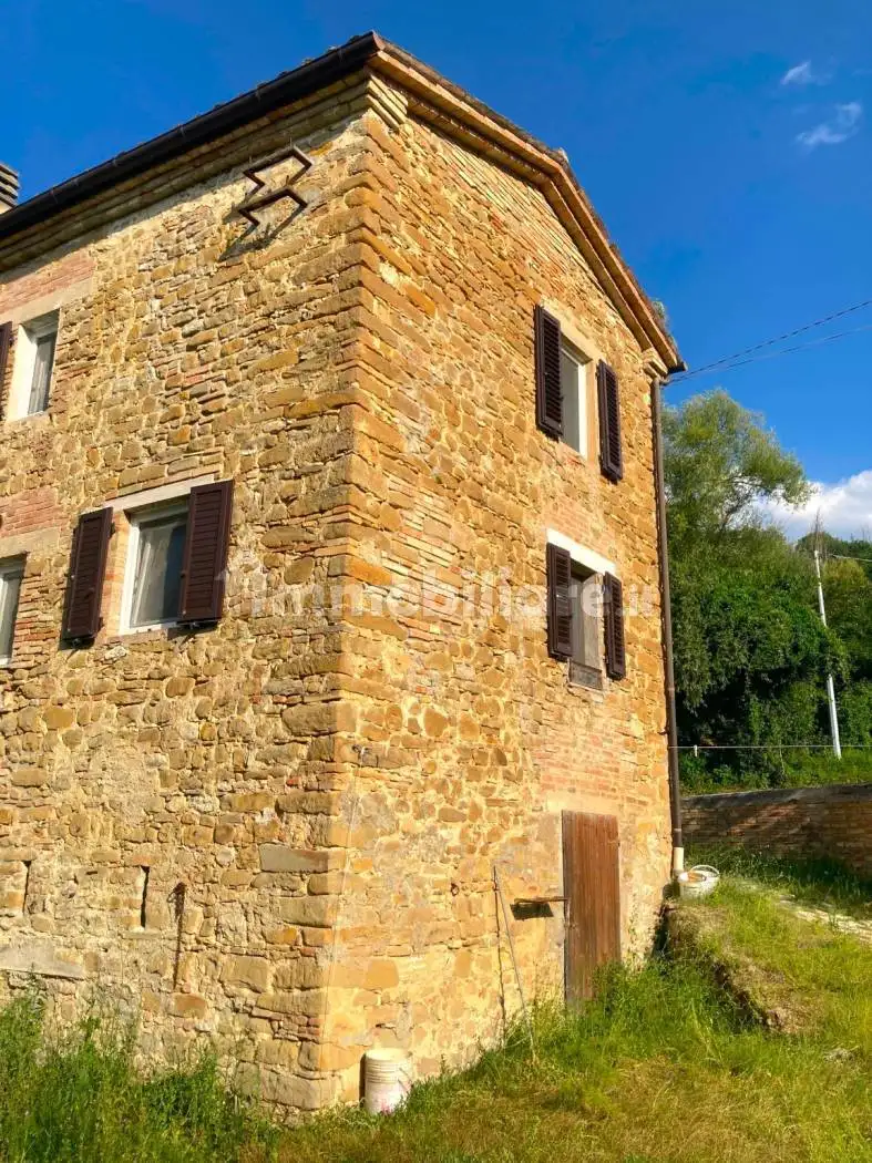 Terratetto unifamiliare via Borgo, Camporotondo di Fiastrone - foto 3