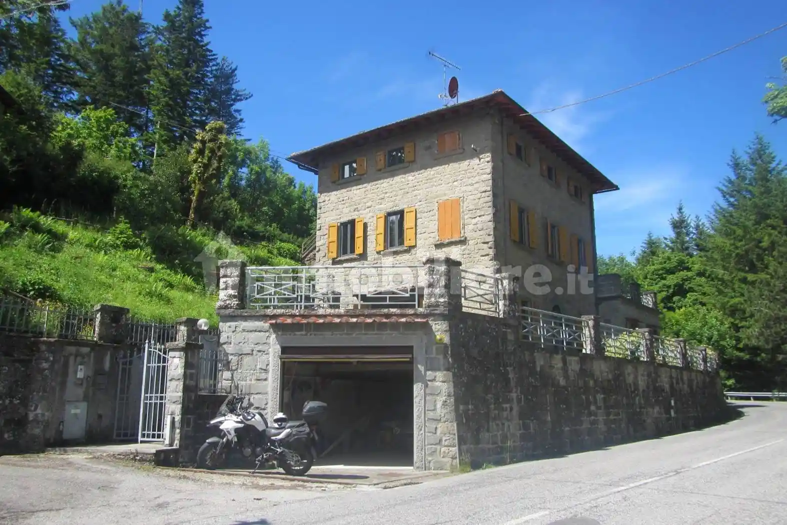 Villa in vendita a Pelago