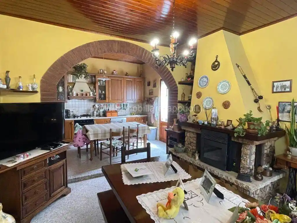 Casa indipendente in vendita a Sinalunga