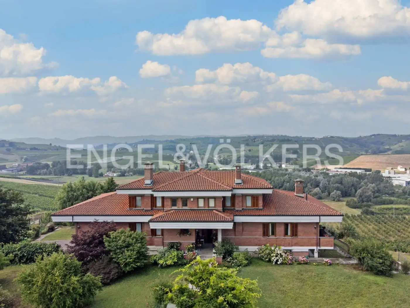 Villa in vendita a San Marzano Oliveto