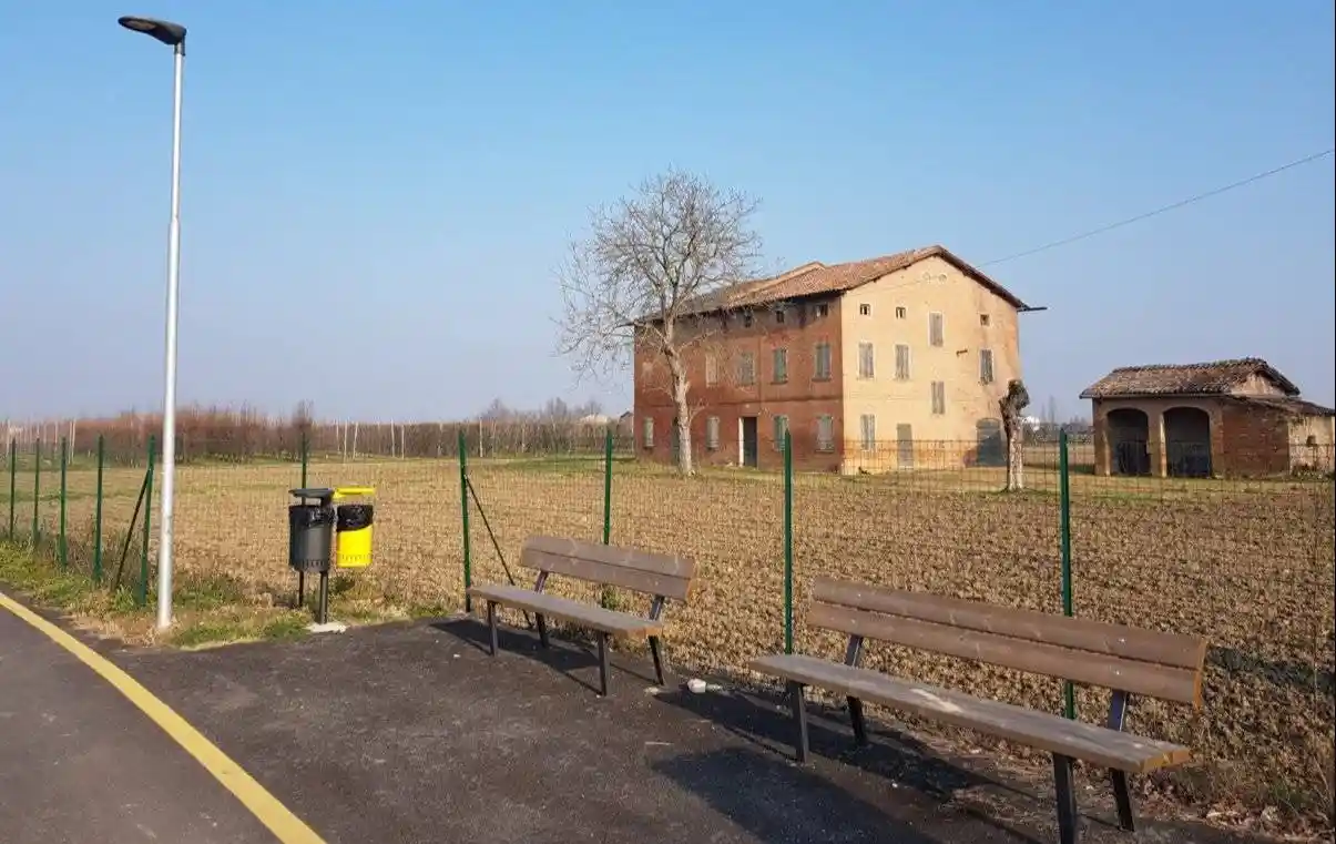 Rustico - Casale in vendita a Bomporto