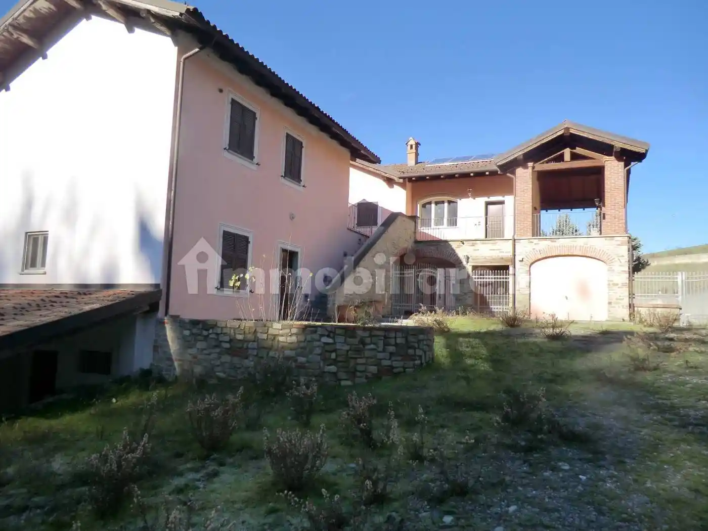 Villa in vendita a Ovada