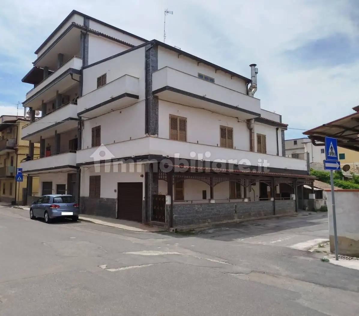 Palazzo - Edificio in vendita a Vibo Valentia