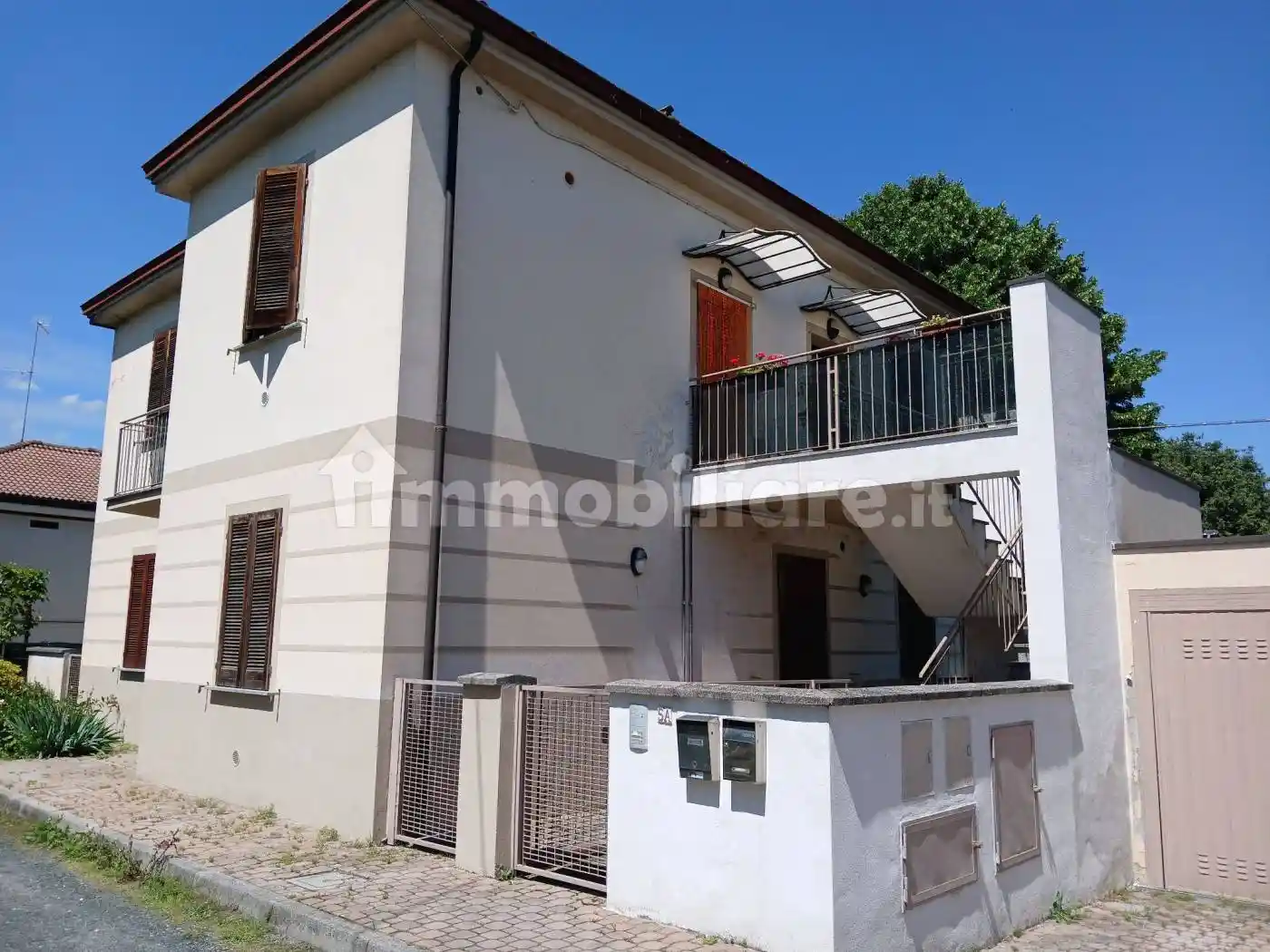 Appartamento in vendita a Castelvetro Piacentino