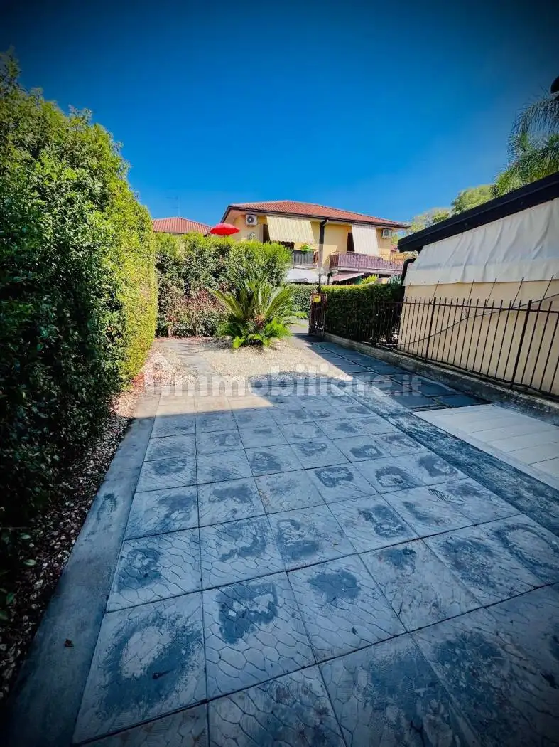 Appartamento in affitto a Mascali