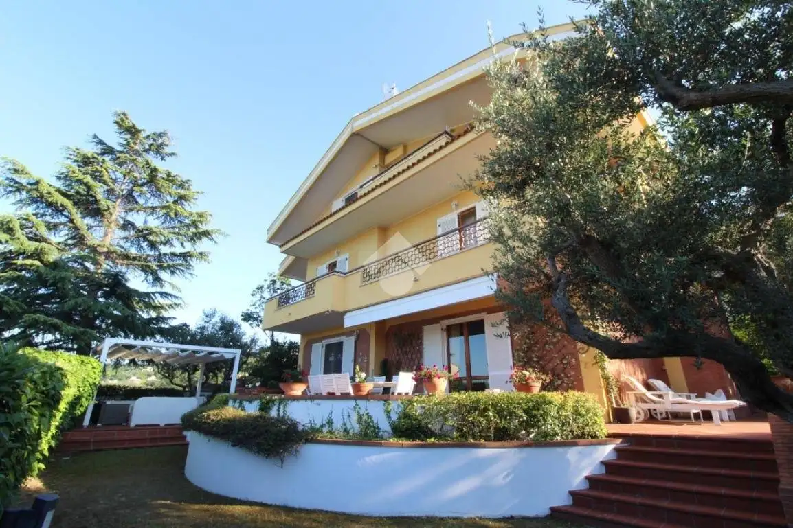 Villa in vendita a Pescara