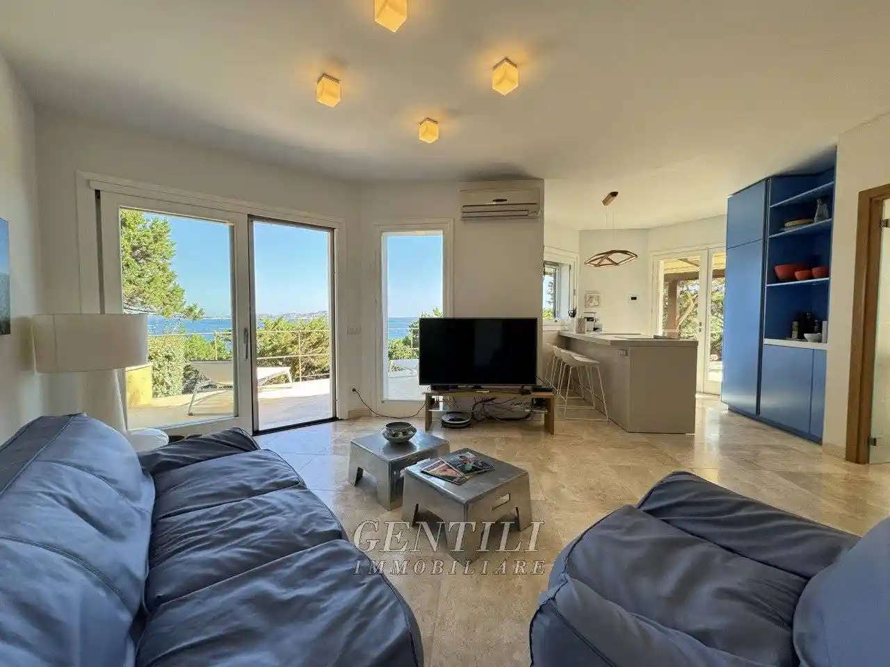 Appartamento in vendita a Arzachena