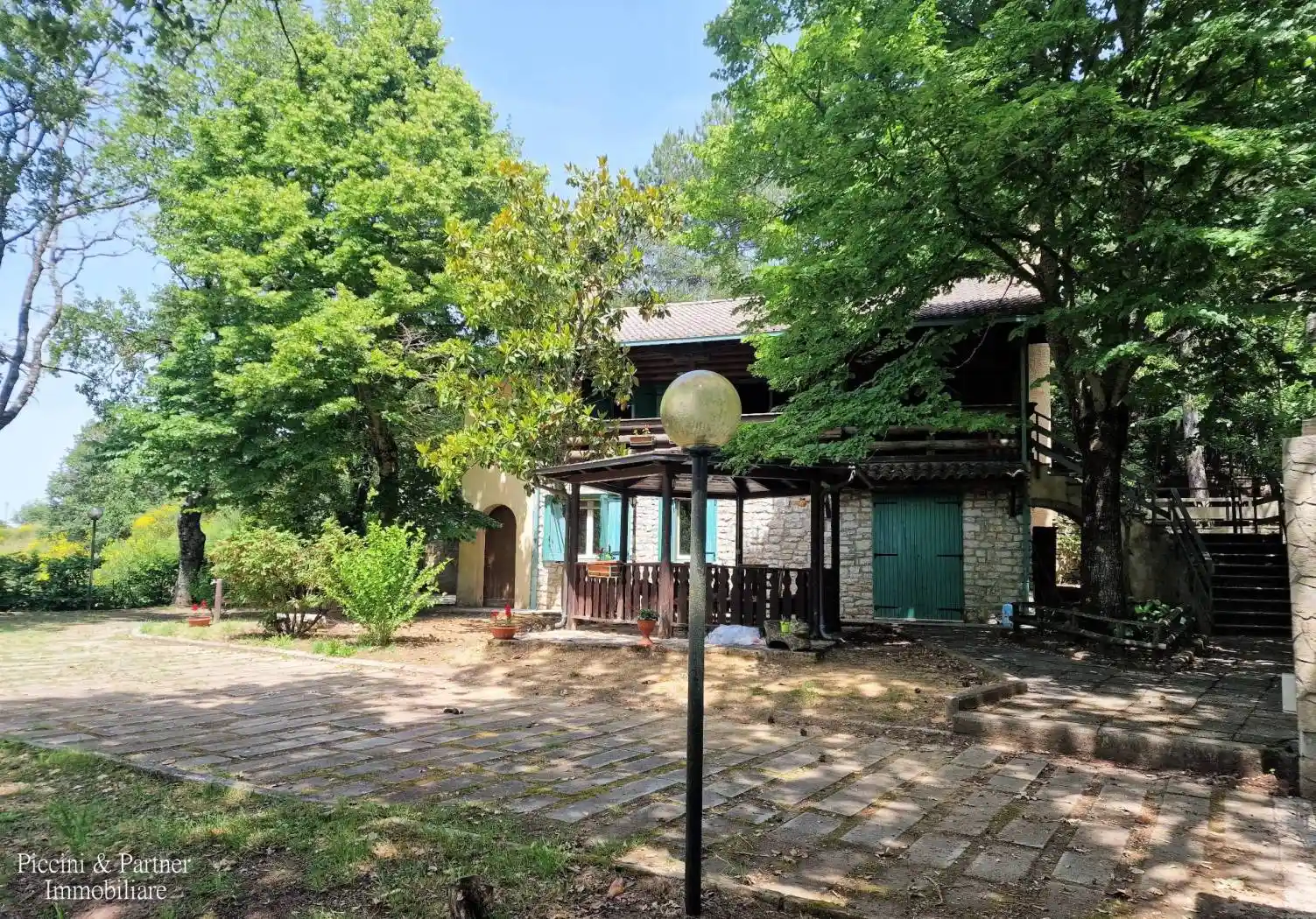 Villa in vendita a Passignano sul Trasimeno