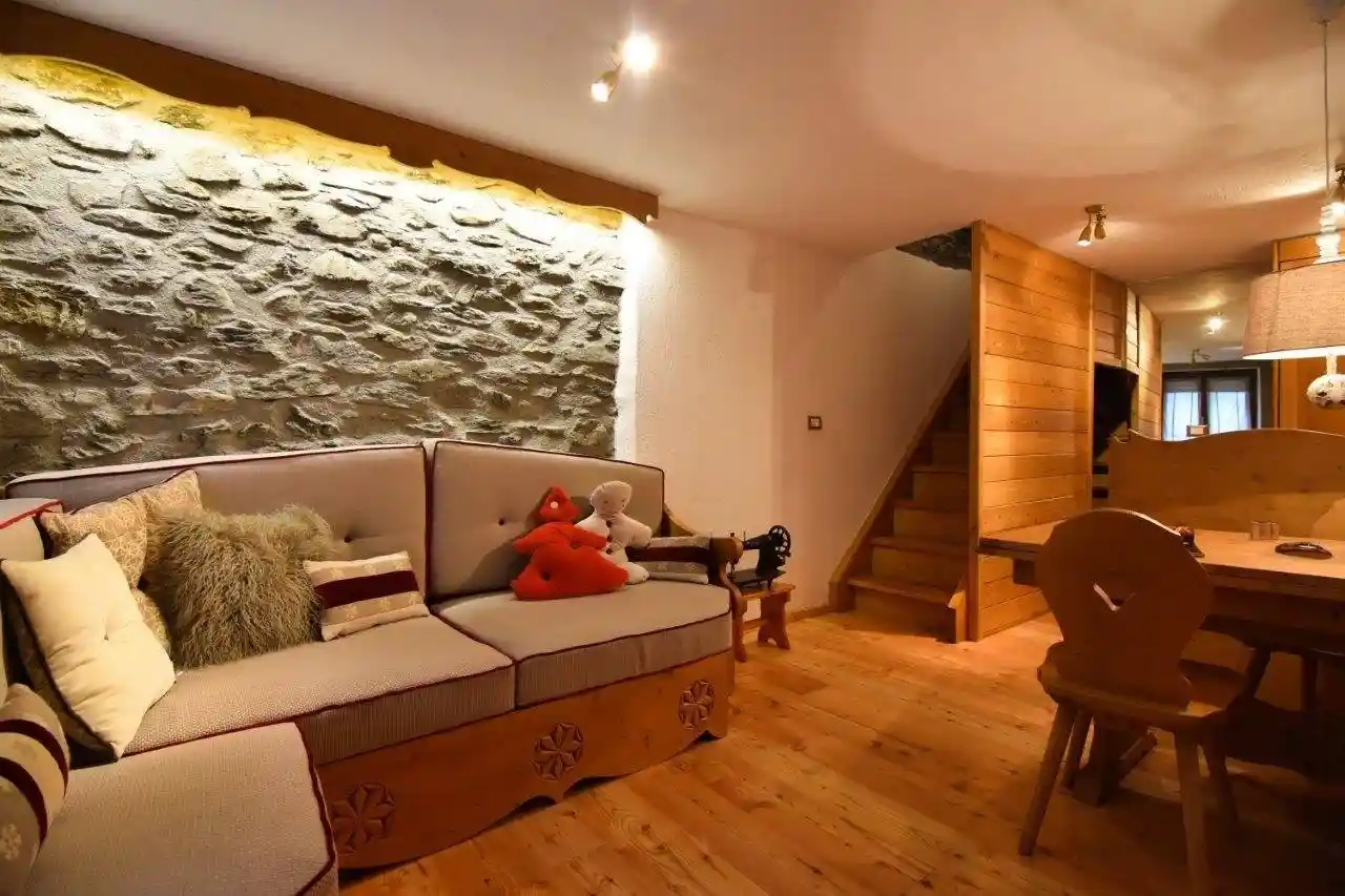 Casa indipendente in vendita a La Salle