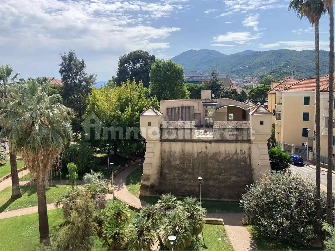 Appartamento in vendita a Albenga