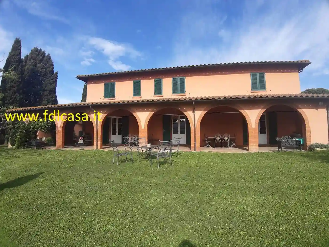 Villa - foto 2