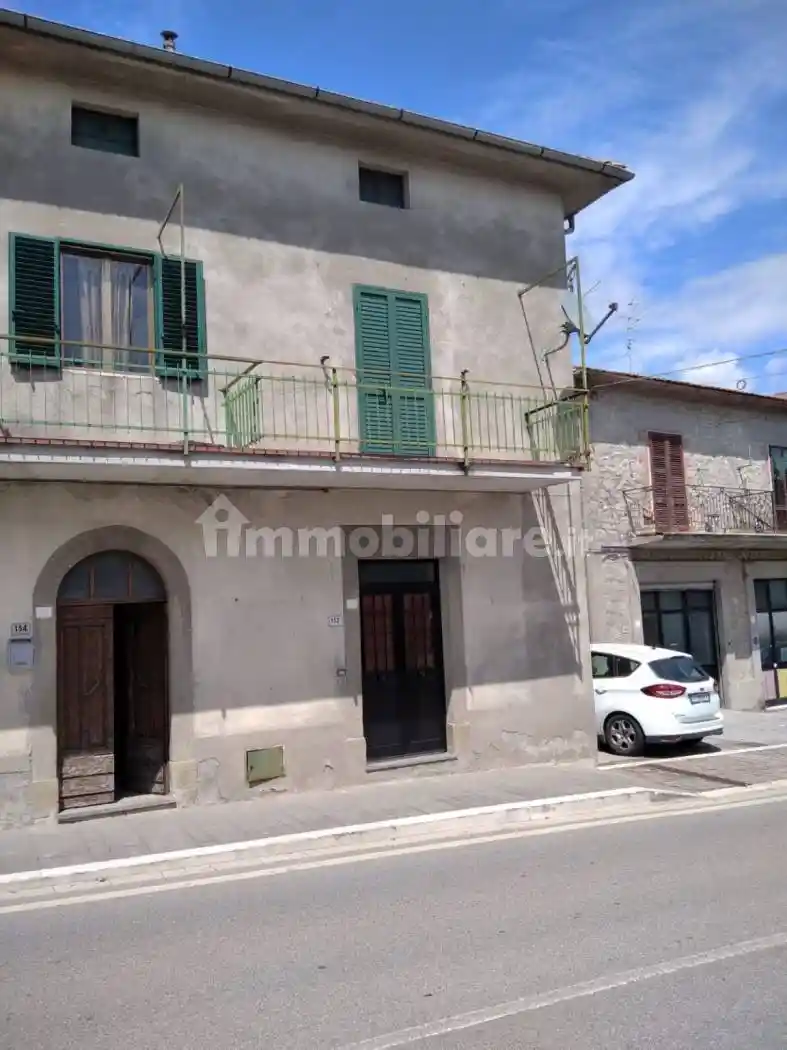 Appartamento in vendita a Santa Fiora