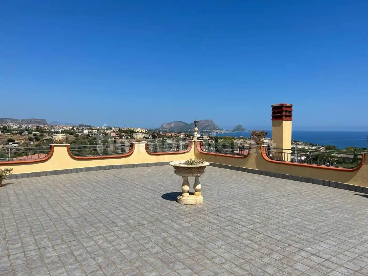 Villa in vendita a Altavilla Milicia