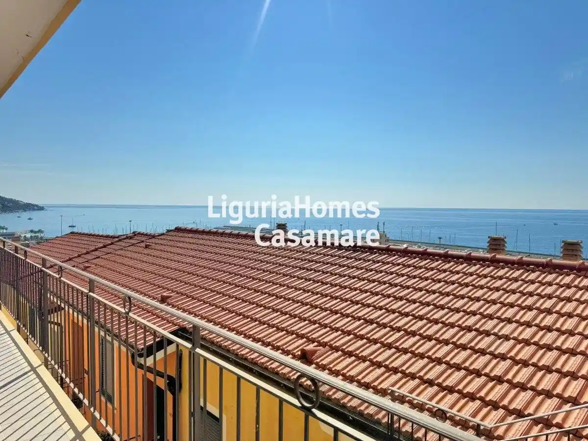 Appartamento in vendita a Santo Stefano al Mare