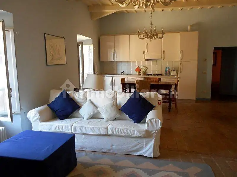 Appartamento in affitto a Jesi