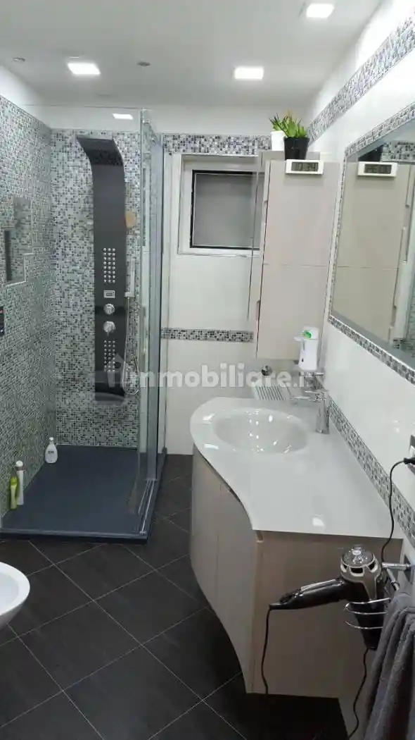 Trilocale via Corrado Alvaro, Roccella Ionica - foto 2