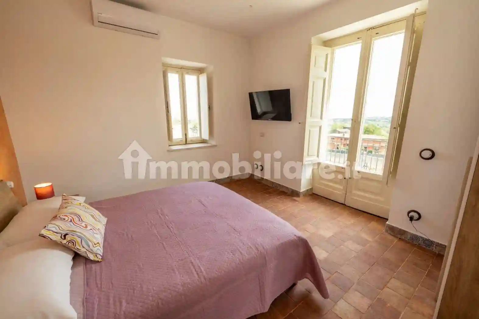 Appartamento in villa via Giuseppe Ungaretti 11, Aci Sant'Antonio - foto 4