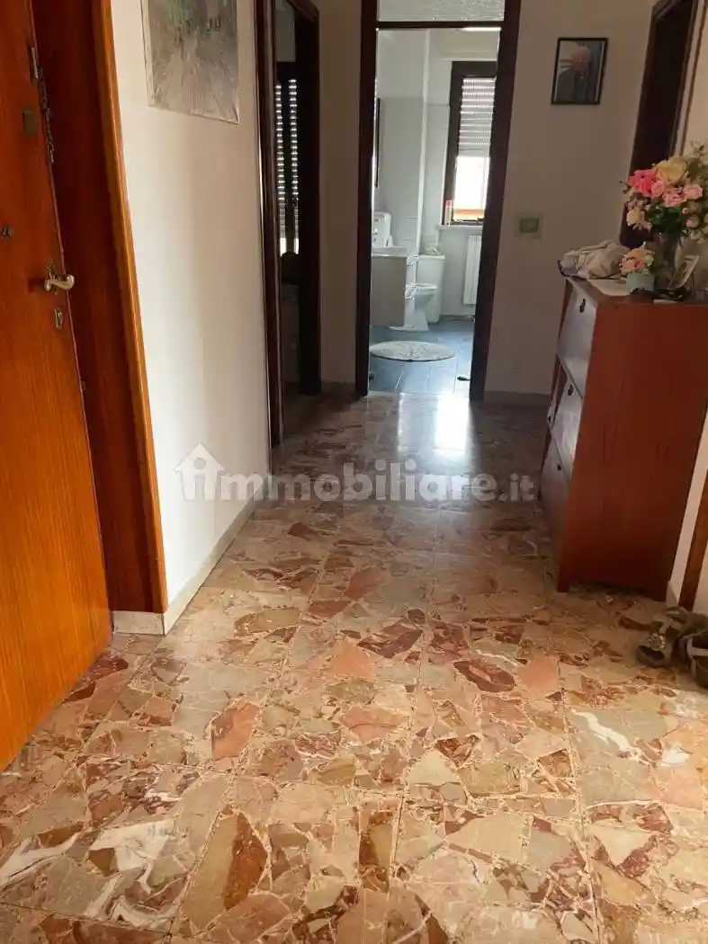 Appartamento in vendita a Carrara