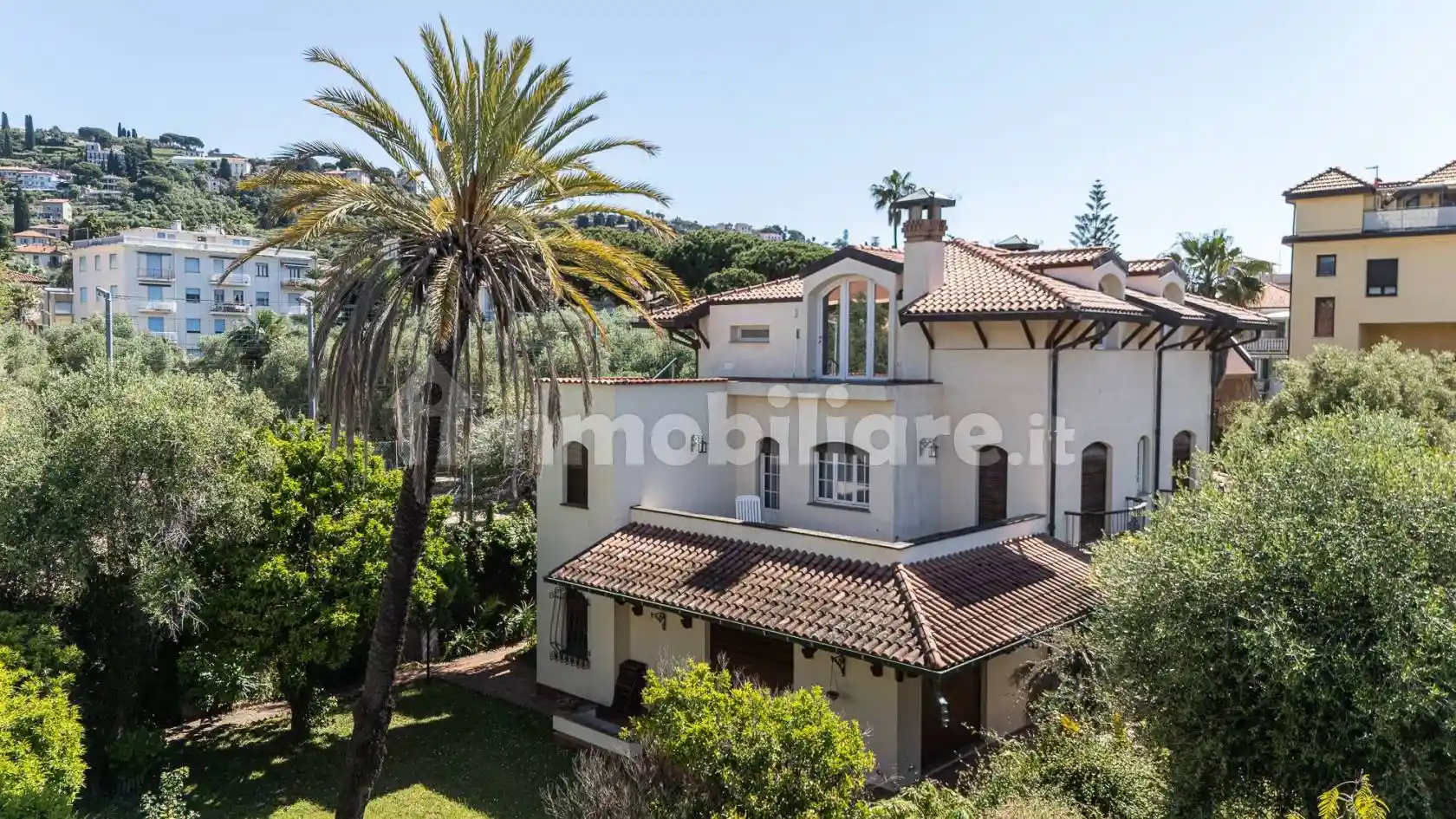 Villa in vendita a Bordighera