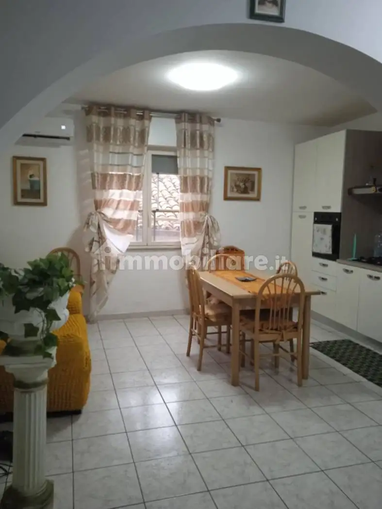 Palazzo - Edificio in Vendita