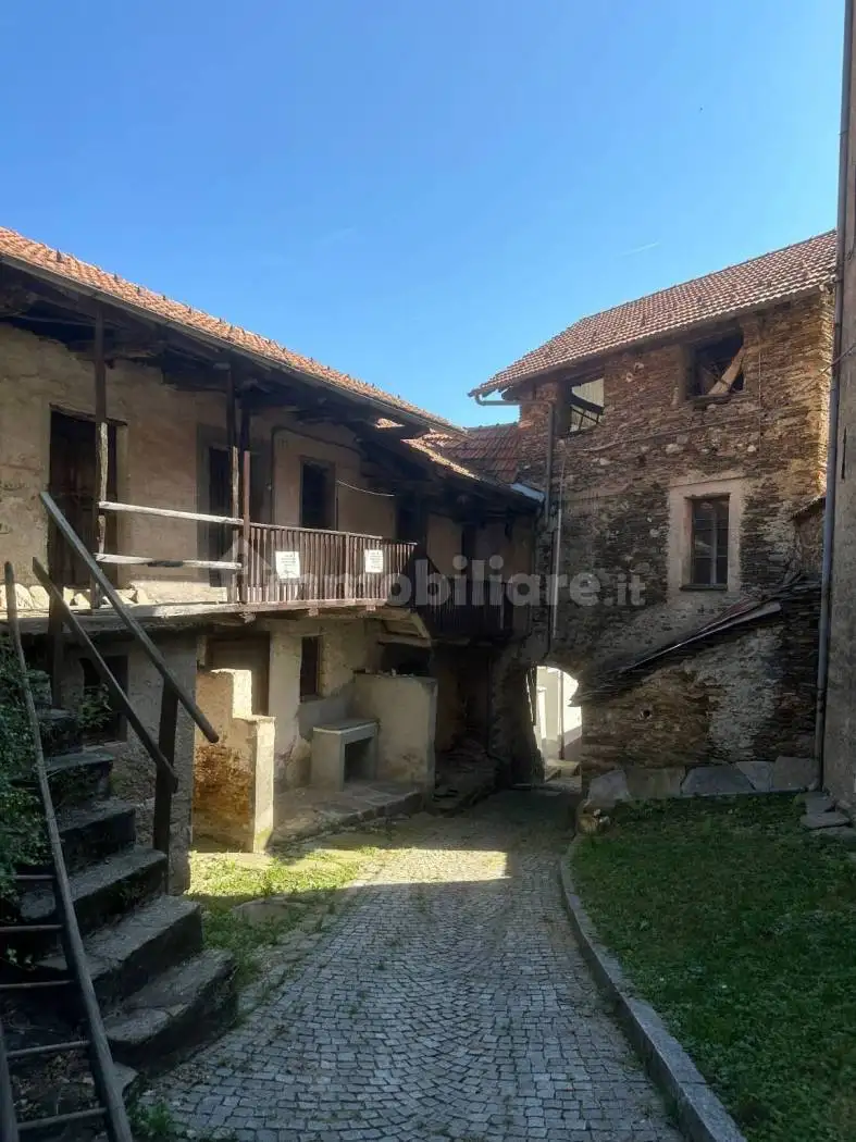 Rustico - Casale in vendita a Armeno