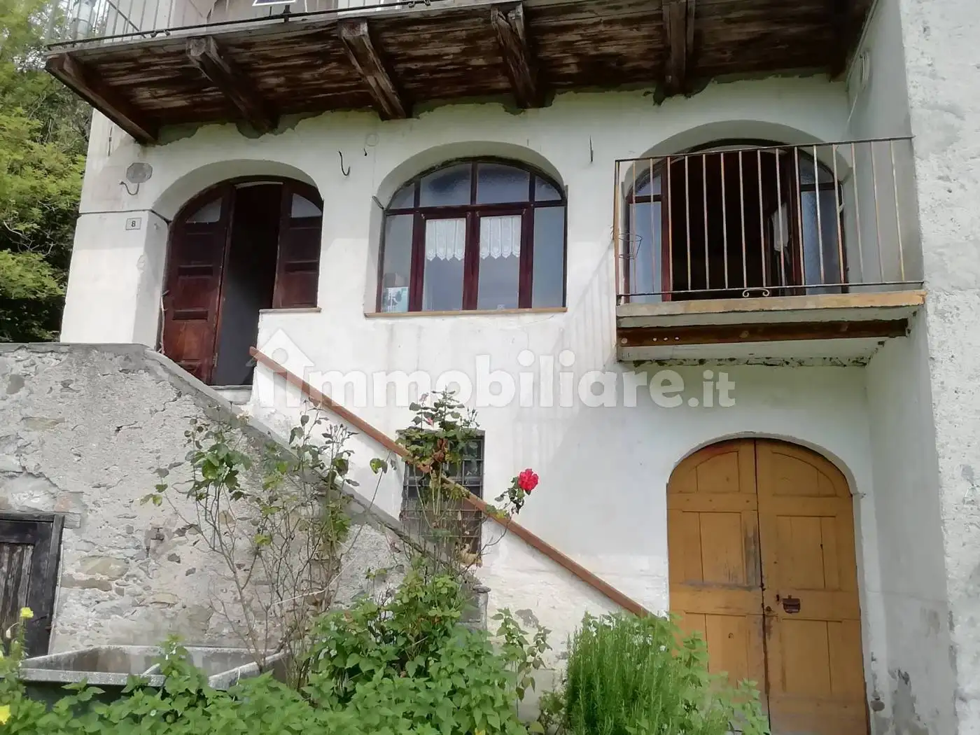 Appartamento in vendita a Valchiusa