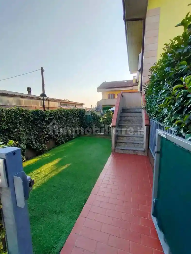 Villa in vendita a Bonate Sopra