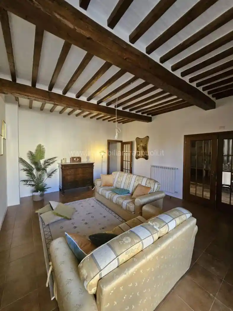 Appartamento in vendita a Sinalunga