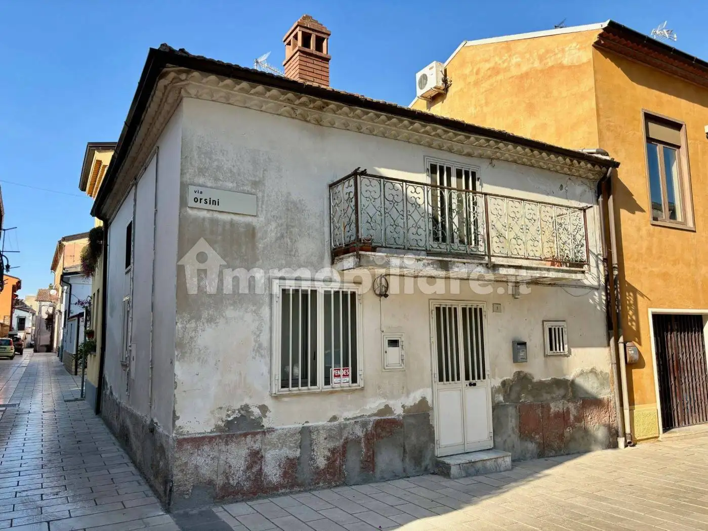 Terratetto unifamiliare Vico Orsini 1, Centro, Atella