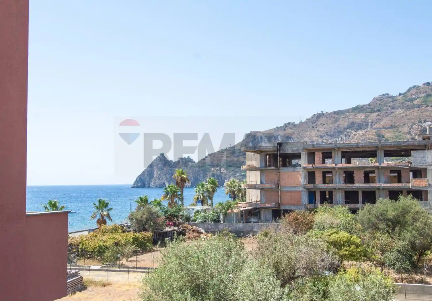 Appartamento in vendita a Sant'Alessio Siculo
