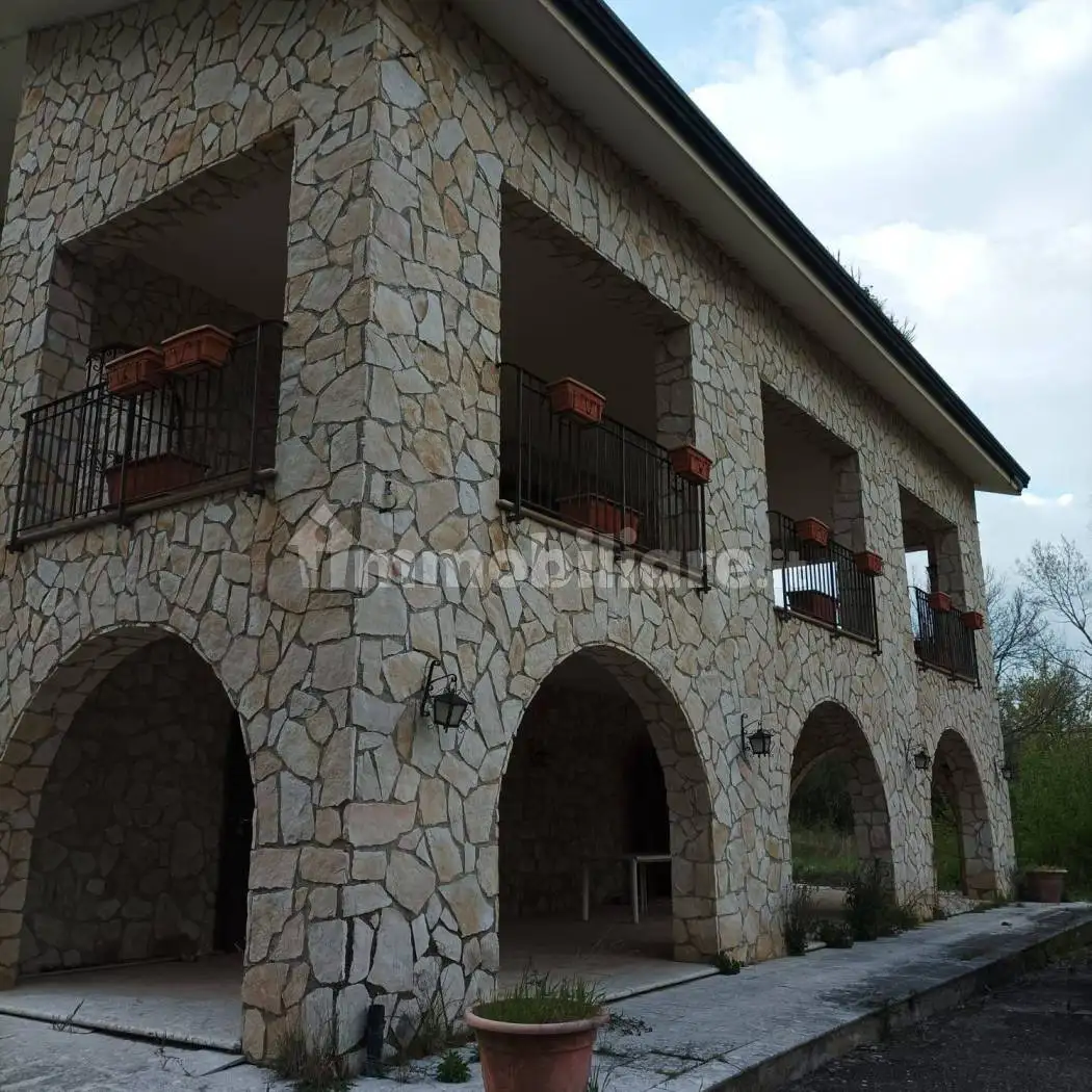 Rustico - Casale in affitto a Lapio