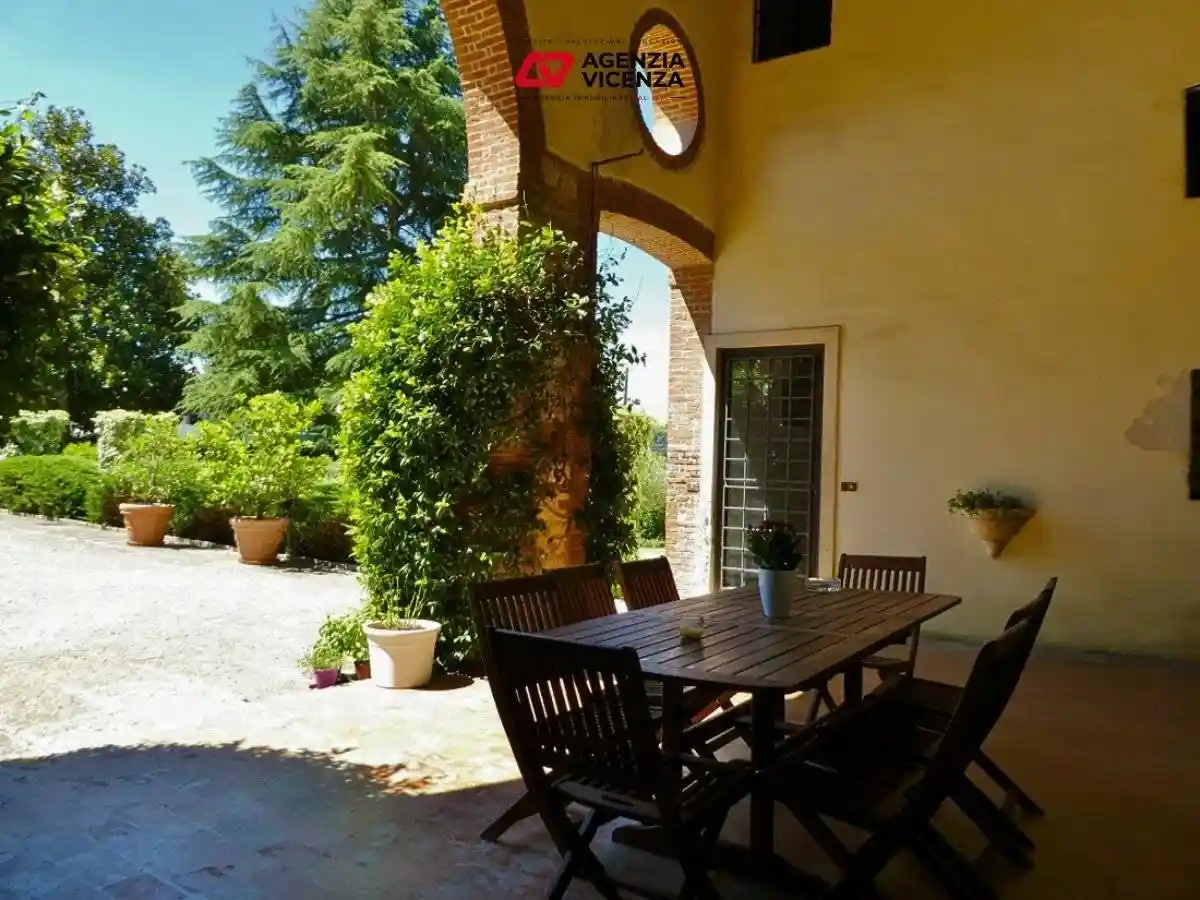 Villa in vendita a Vicenza