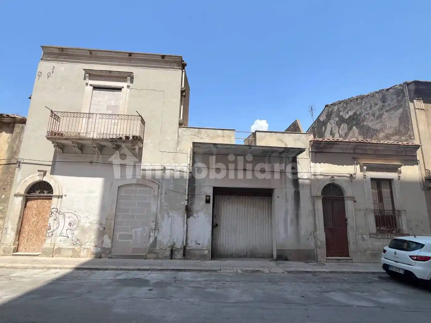 Palazzo - Edificio in vendita a Vittoria