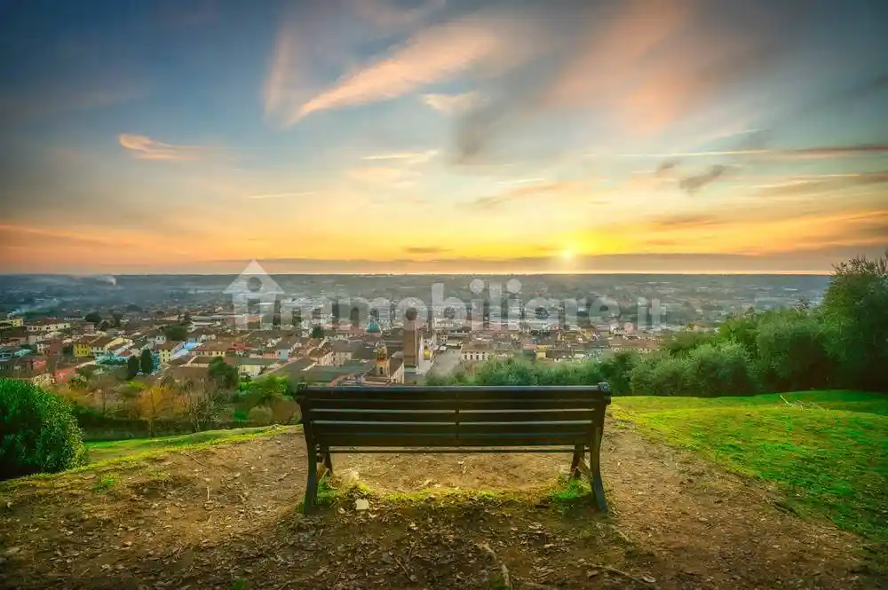 Villa in vendita a Massarosa