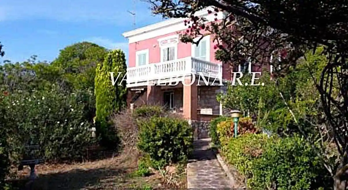 Villa in vendita a Carloforte