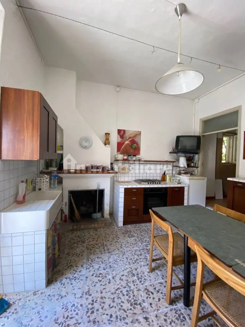 Trilocale viale dei Pini 16, Castel del Monte - foto 2